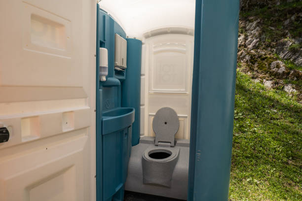 Best Porta potty delivery and setup  in Palm Springs, CA